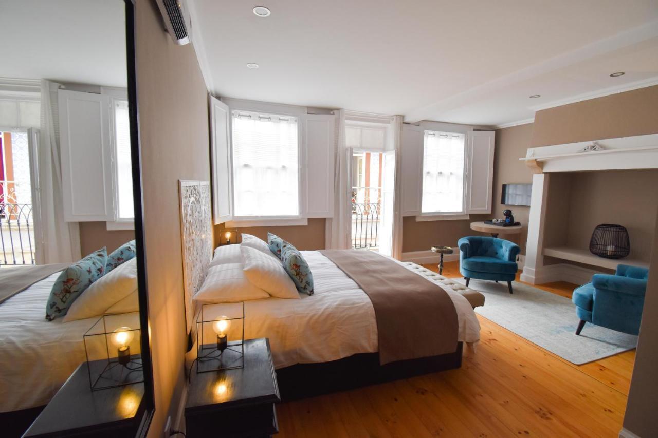 Bed and Breakfast Charme 19 Коимбра Экстерьер фото