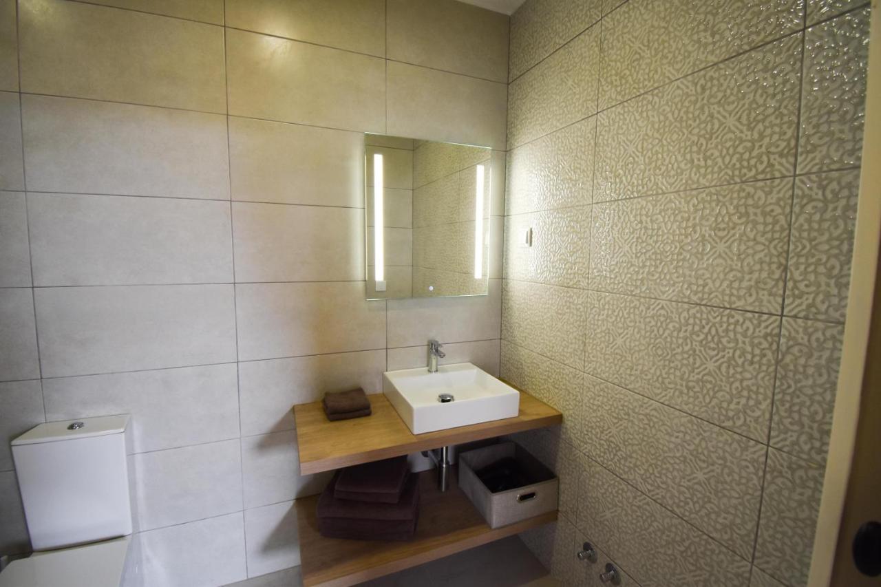 Bed and Breakfast Charme 19 Коимбра Экстерьер фото