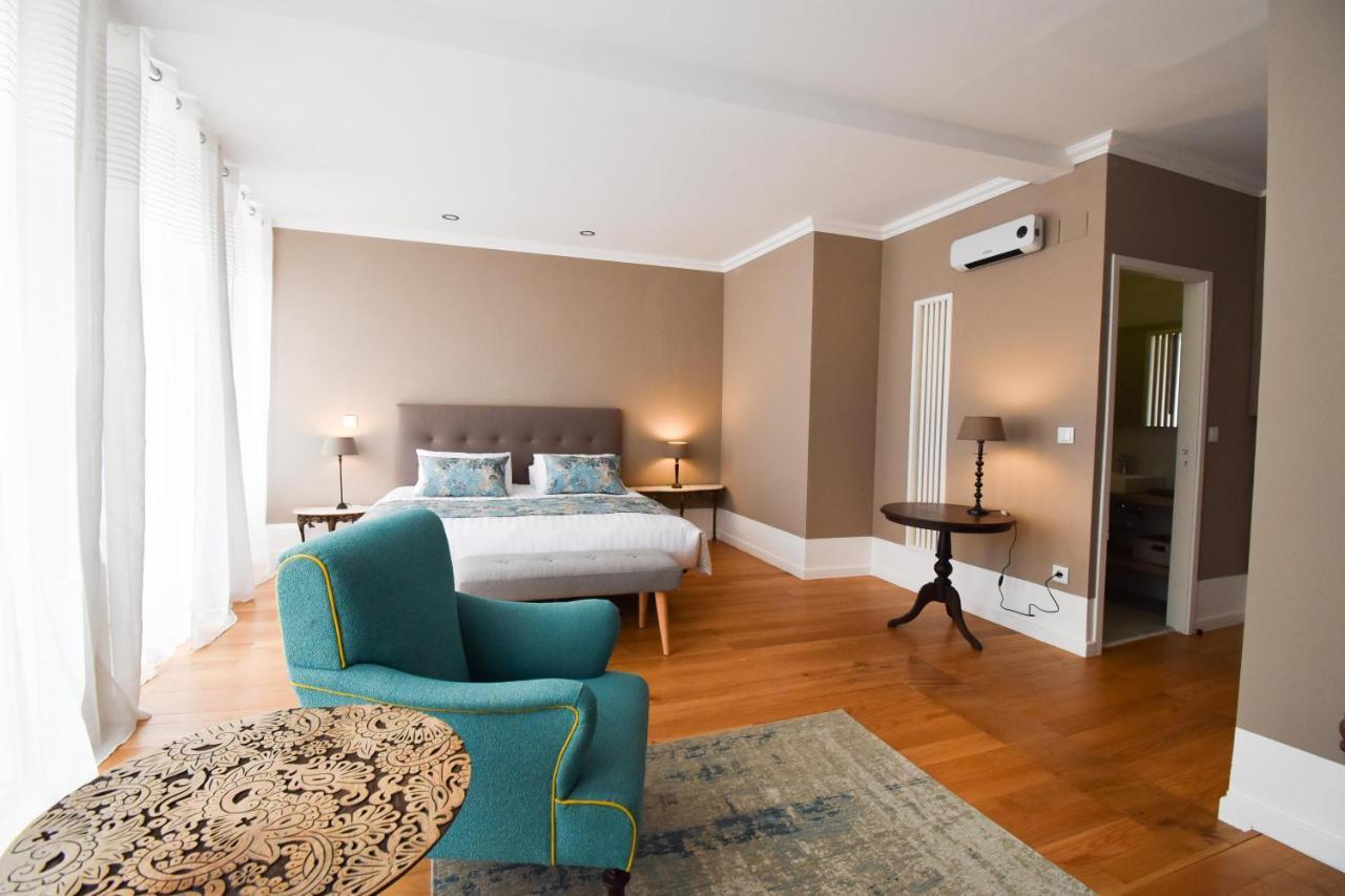 Bed and Breakfast Charme 19 Коимбра Экстерьер фото
